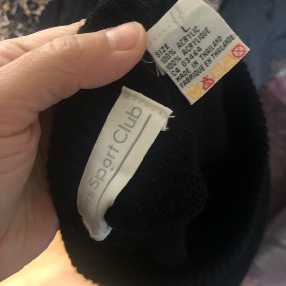 Vintage Floral Appliqué Knit Sweater - Picture 7 of 9